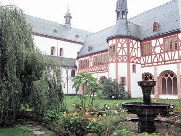 AKZENT Waldhotel Rheingau Ausflugsziele Kloster Eberbach