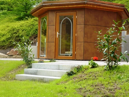 Wellnessurlaub - Hotel-Schwerpunkt: Wellness & Natur - Armsheim - Gartensauna - AKZENT Waldhotel Rheingau