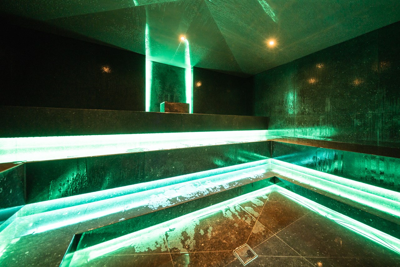 Santre dolomythic home Saunen und Bäder im Detail Dampfbad